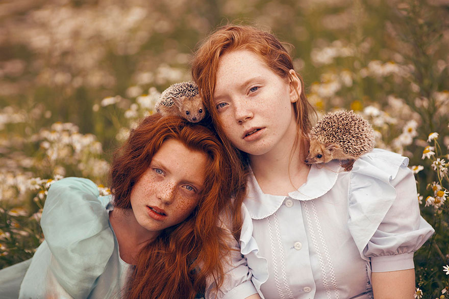 Stunning Photgraphs Of People With Exotic Animals 10