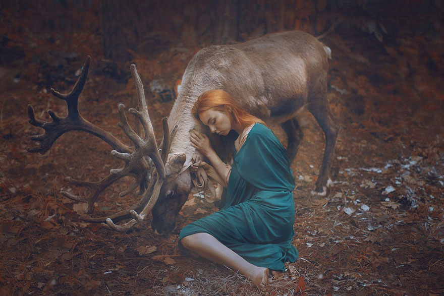 Stunning Photgraphs Of People With Exotic Animals 5